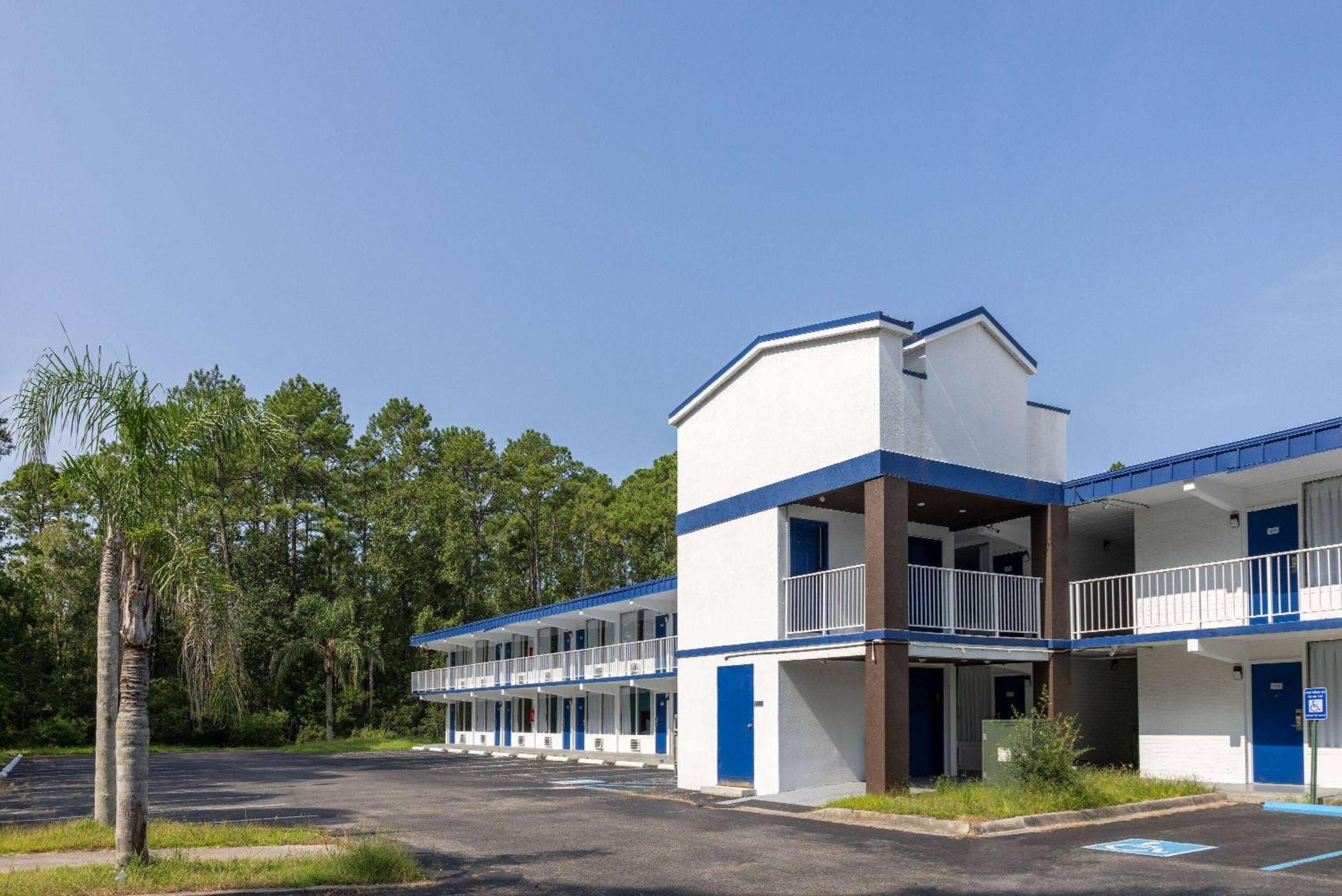Travelodge By Wyndham Ga Motel Kingsland